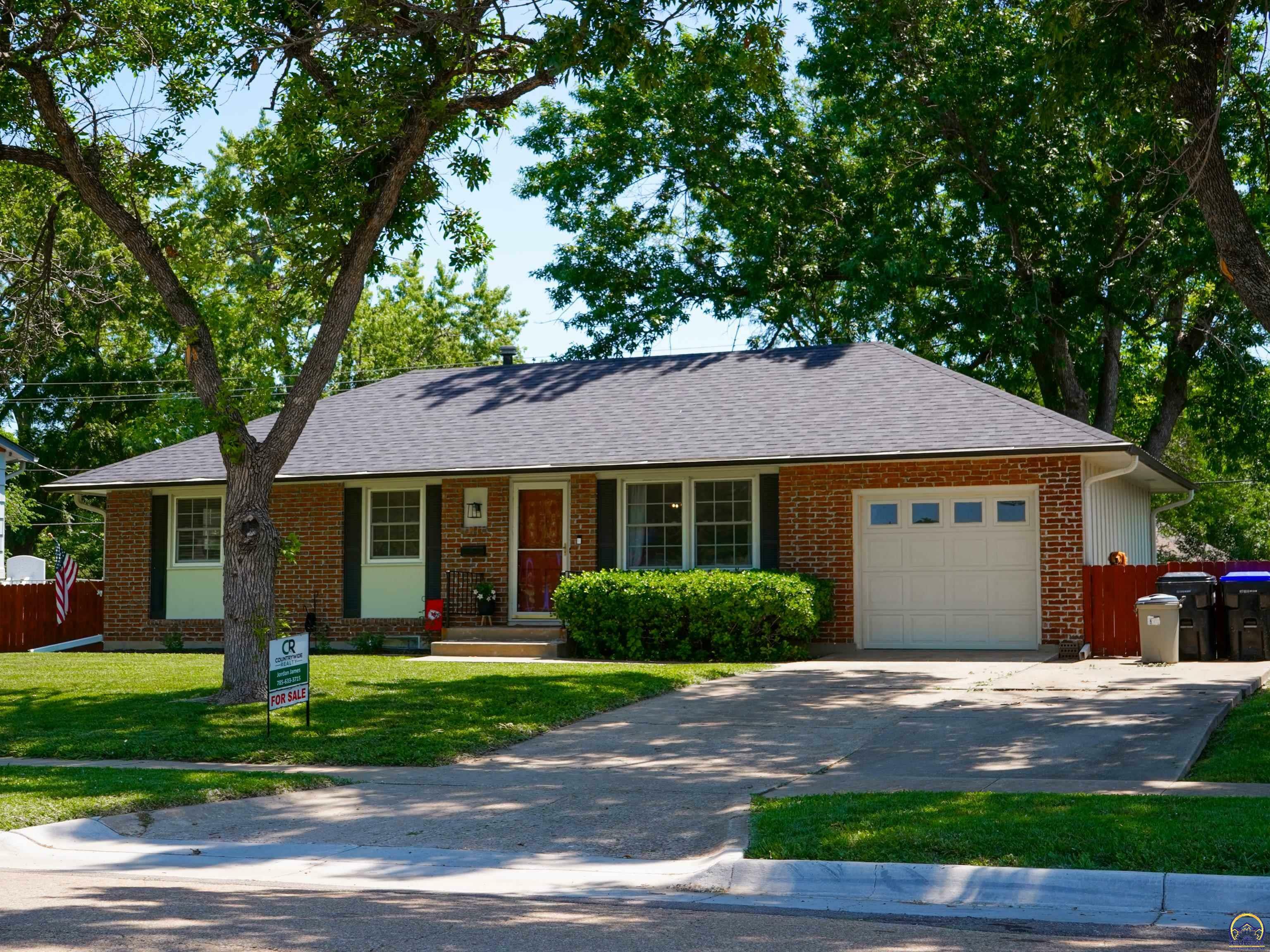 3108 SW Arnold Ave  Topeka KS 66614 photo