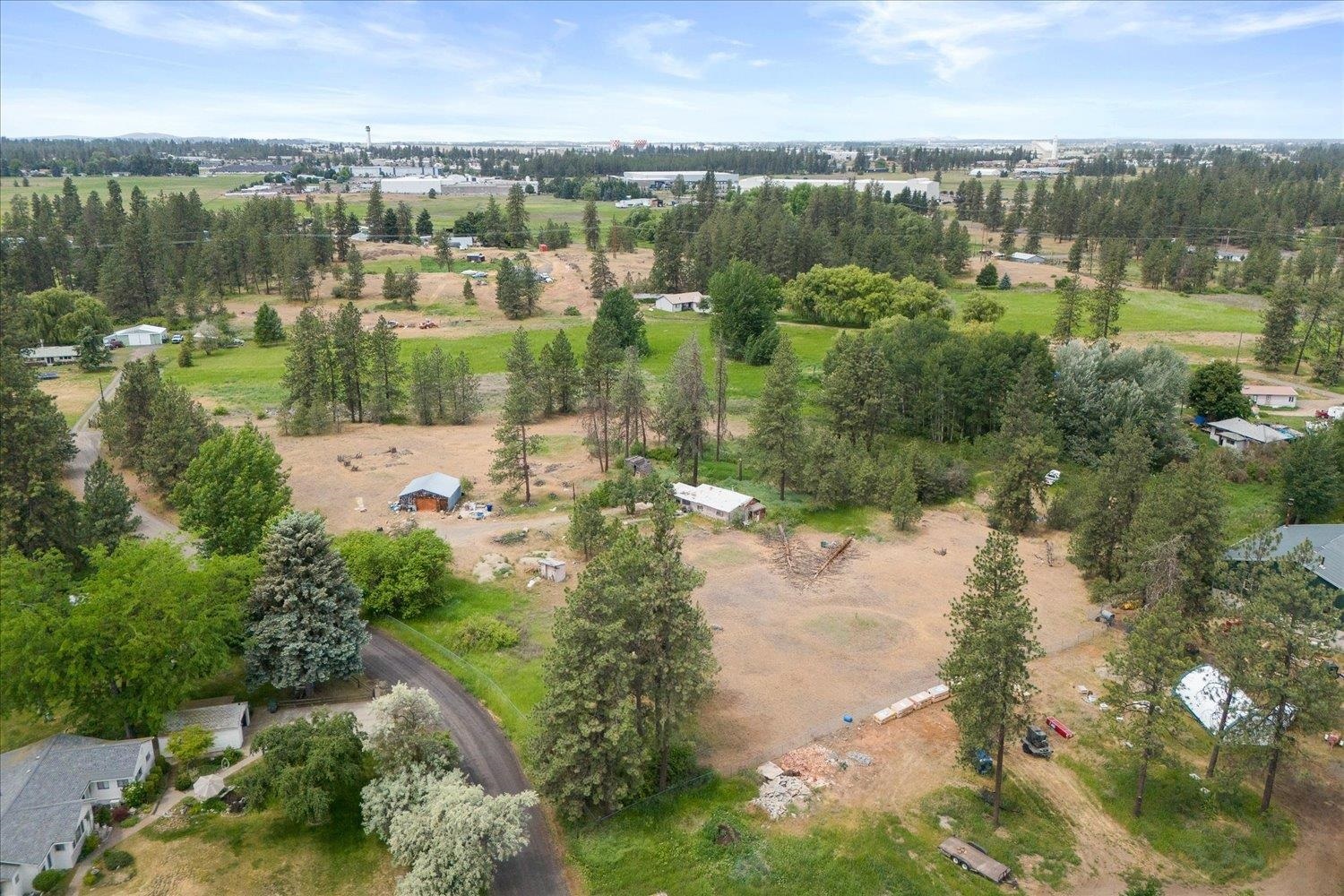 Property Photo: 4628 W Huxley Dr WA 99224