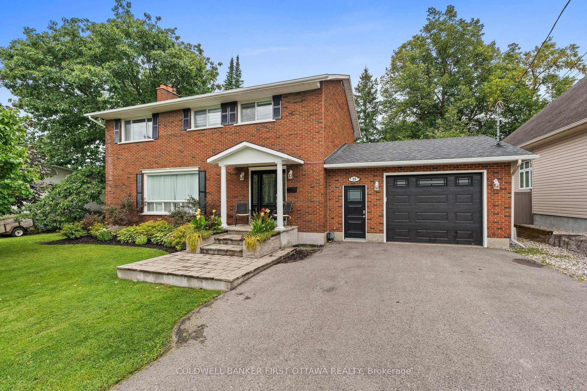 Property Photo: 25 Pretty Street ON K2S 1N3