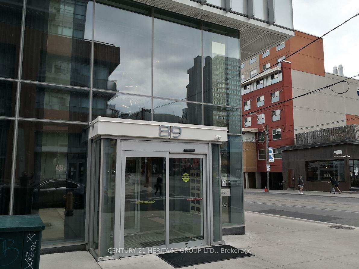 Property Photo: 89 McGill Street 1903 ON M5B 0B1
