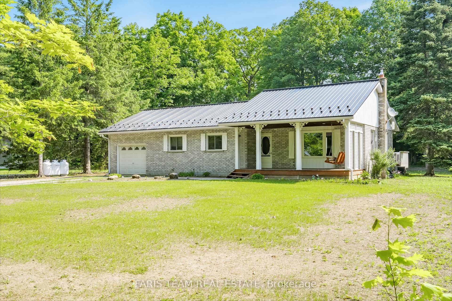 Property Photo: 1941 Vespra Valley Road ON L0L 1Y2