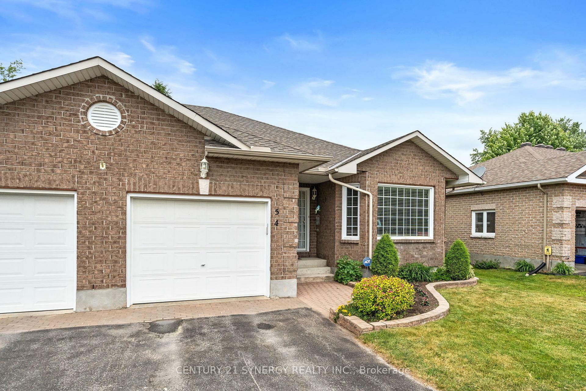 Property Photo: 54 Dr. Gordon Crescent ON K0G 1J0