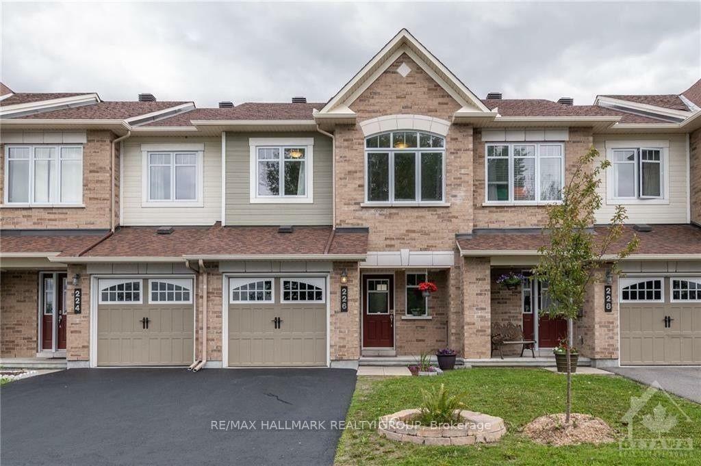 Photo de la propriété: 226 Gerry Lalonde Drive ON K4A 0W6