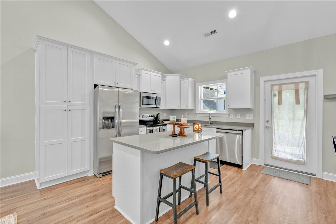 Property Photo: 135 Stevenson Drive SC 29627