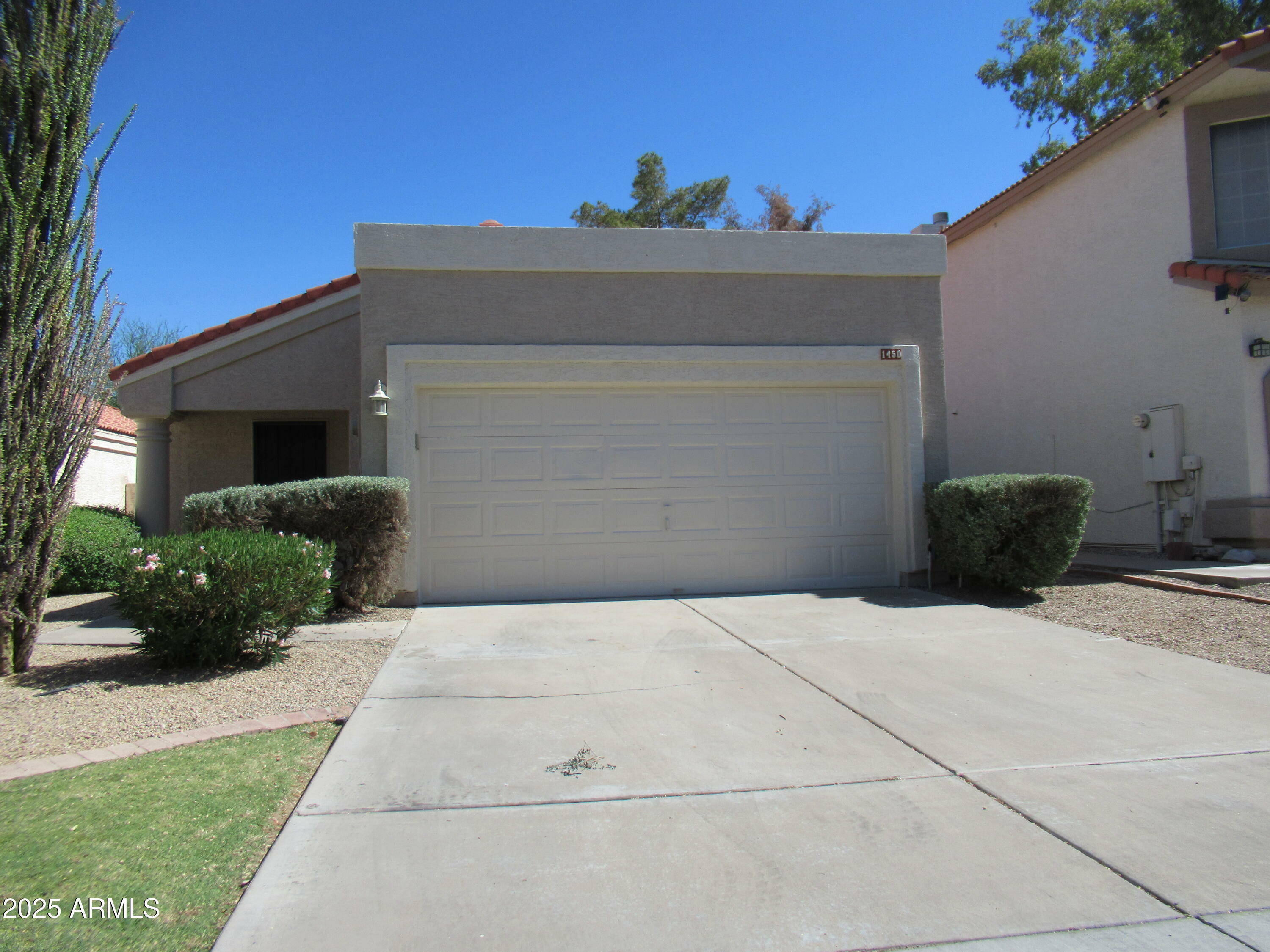 Property Photo:  1450 E Laurel Avenue  AZ 85234 