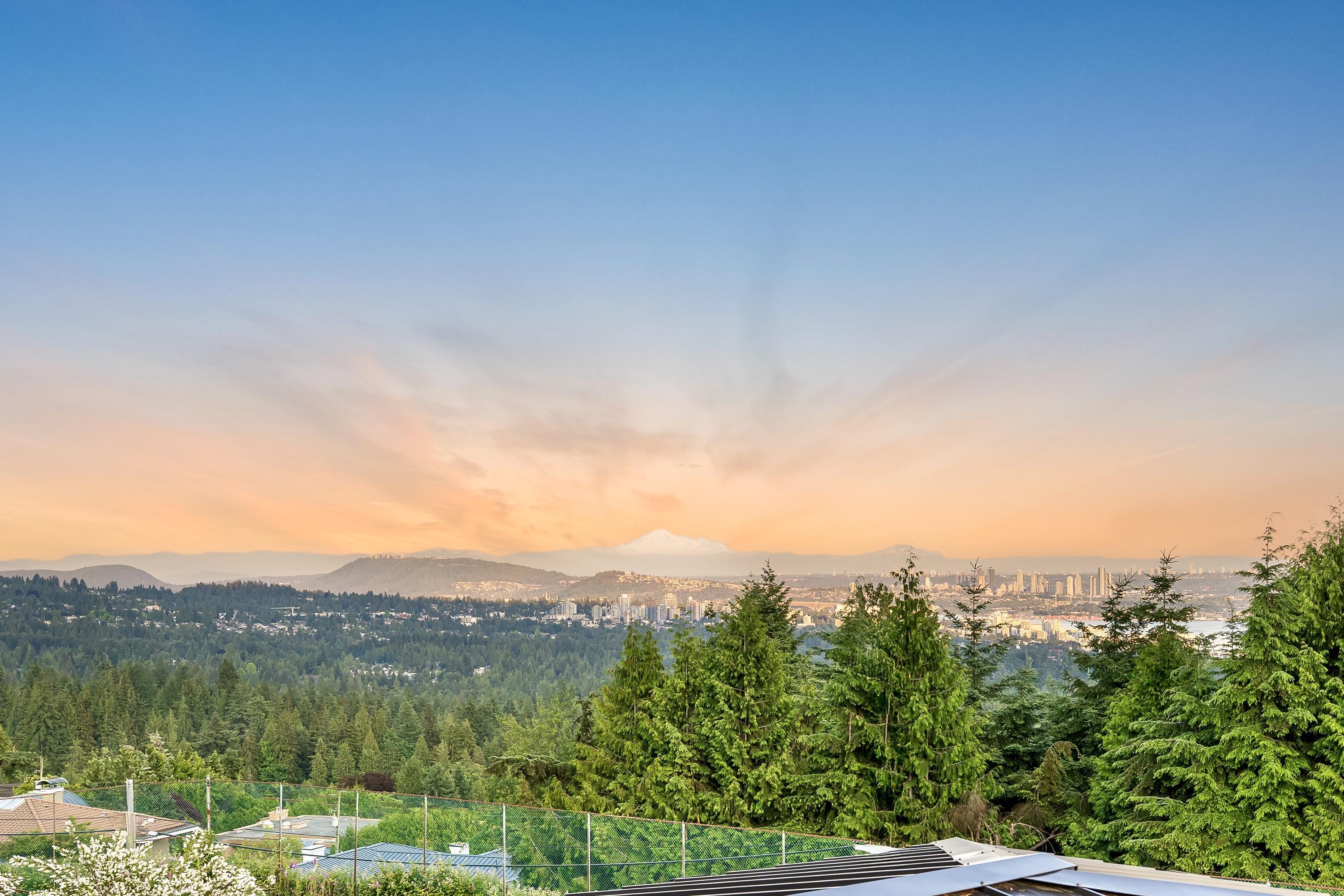 Property Photo: 1036 Eyremount Drive BC V7S 2B3