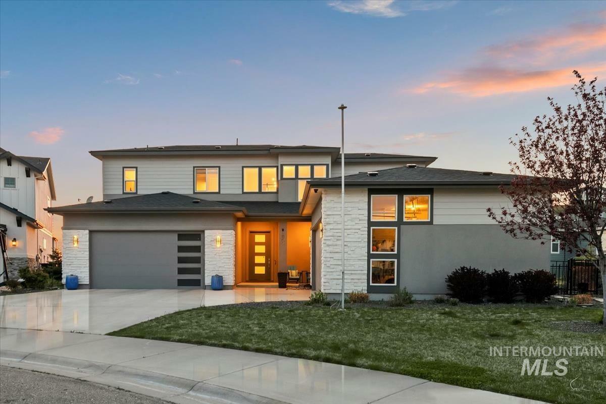 Property Photo:  2903 S Grebe  ID 83716 