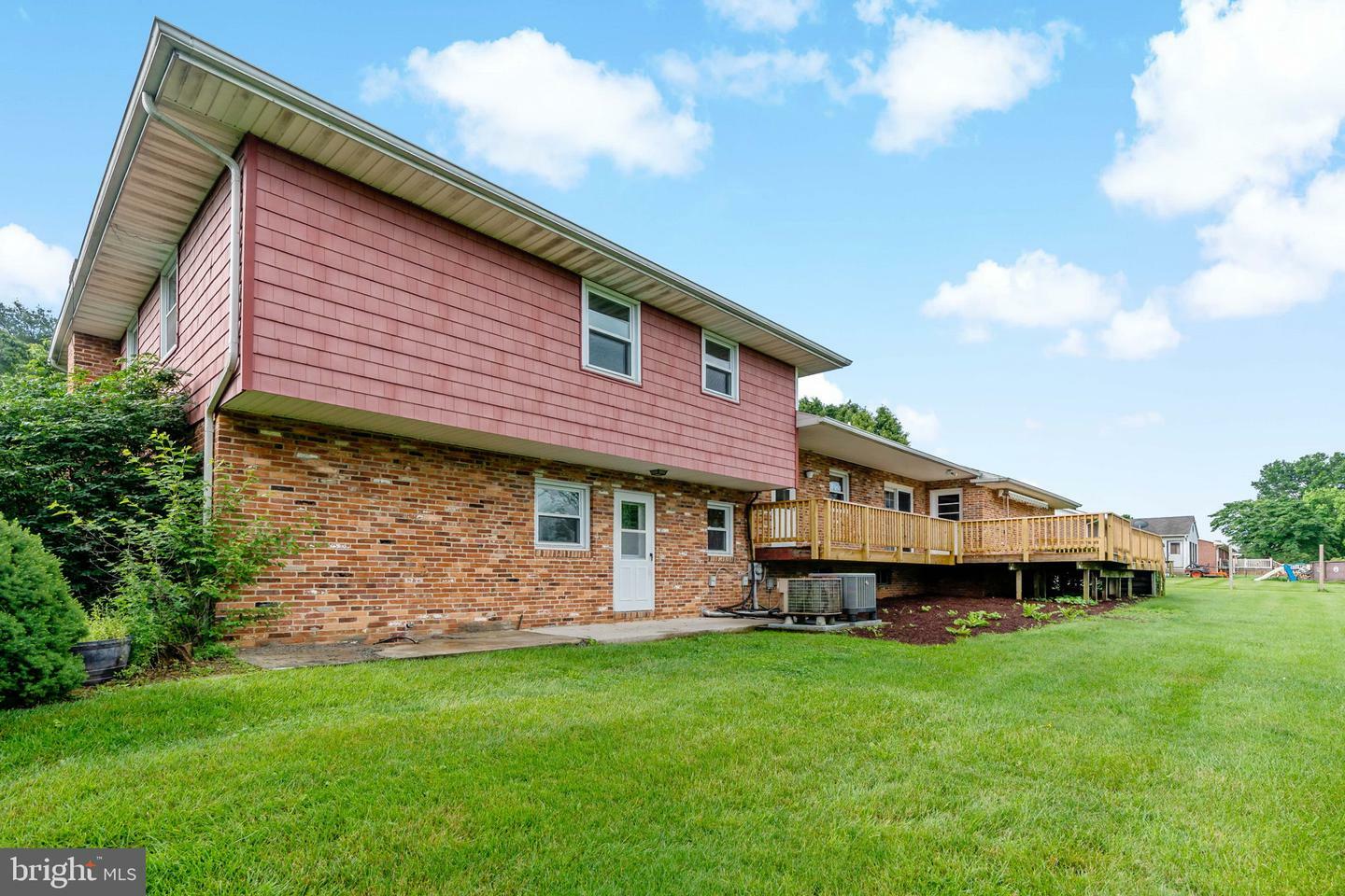 Property Photo: 319 Hermitage Drive WV 25405