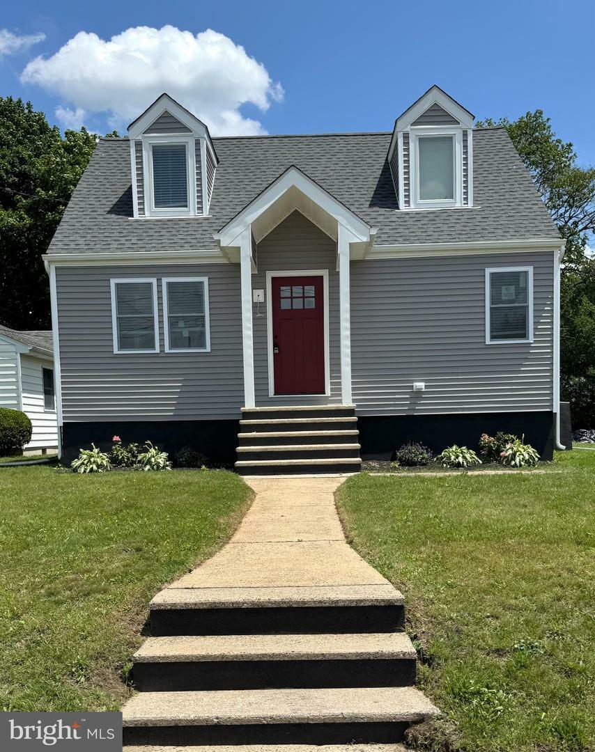 39 Saint Clair Avenue  Hamilton NJ 08619 photo