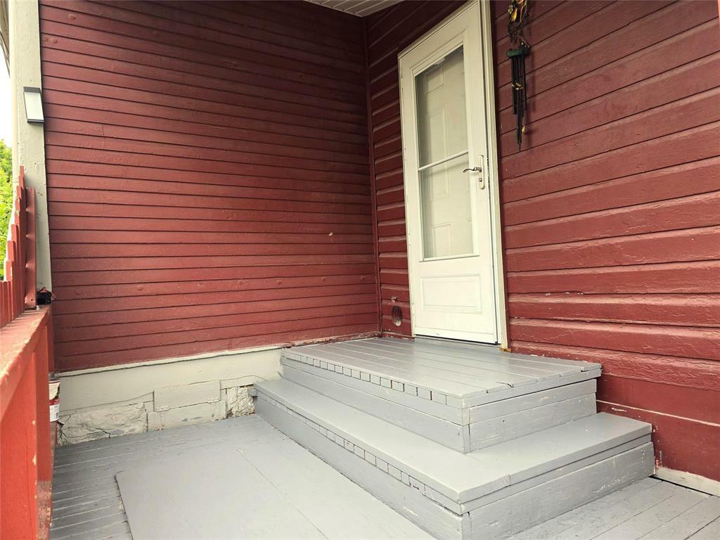 Photo de la propriété: 427 Talbot Avenue MB R2L 0R2