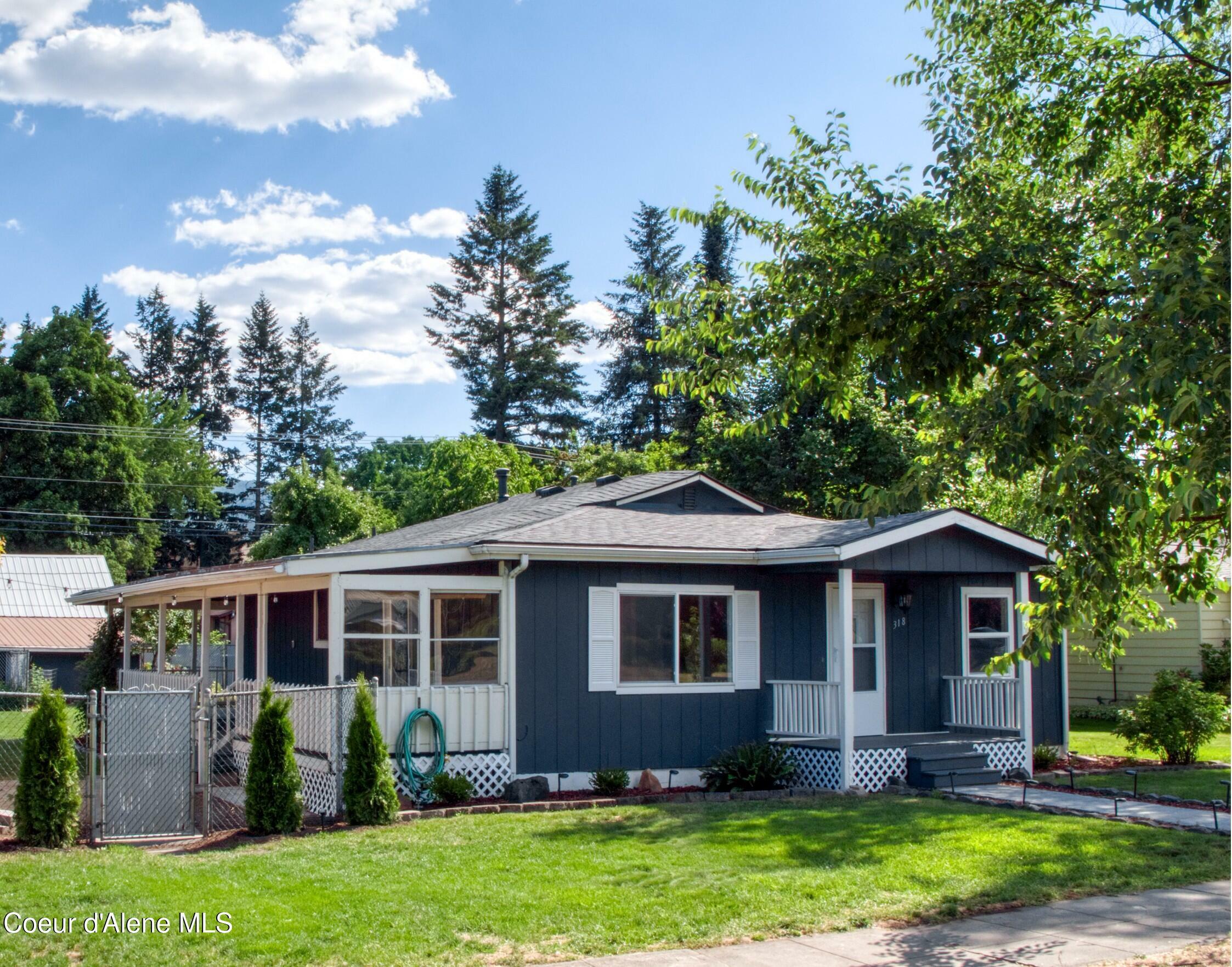 Property Photo: 318 E 4th Ave ID 83854