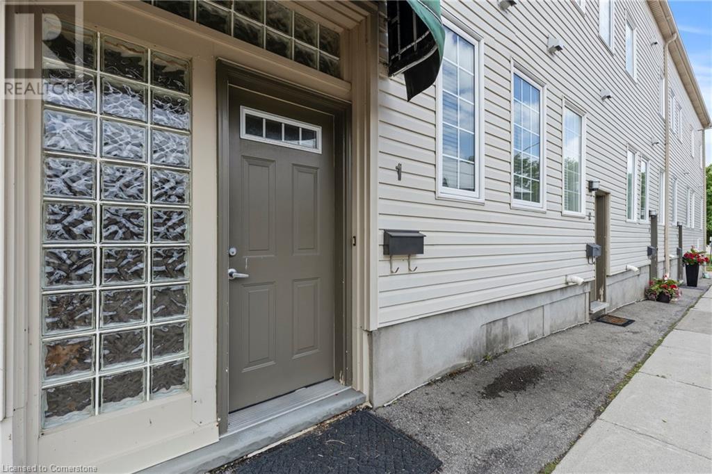Property Photo: 49 Ontario Street 1 ON L3M 3H2