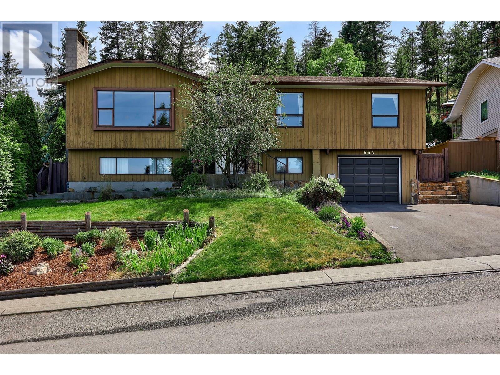 Property Photo: 663 Fleming Drive BC V1S 1A2