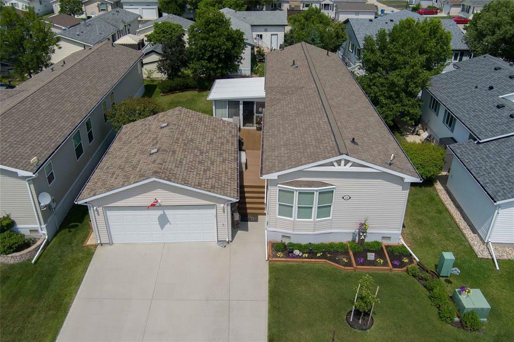 Property Photo: 18 Country Club Drive MB R0G 2J0