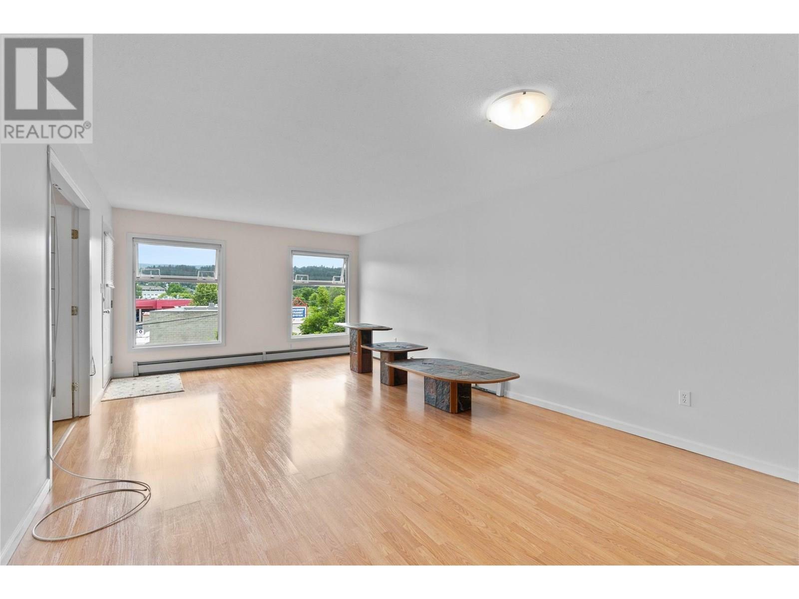 Property Photo: 851 5 Avenue Southwest 304 BC V1E 1K2