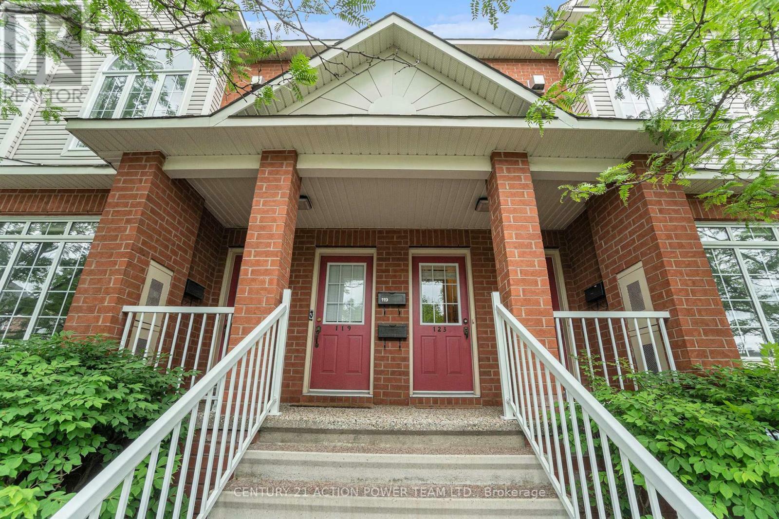 Property Photo: 123 Gatestone Private ON K1J 1K5