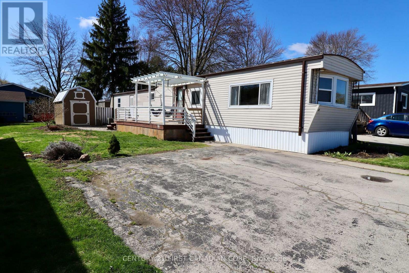 Photo de la propriété: 3100 Dorchester Road 82 ON N0L 1G5