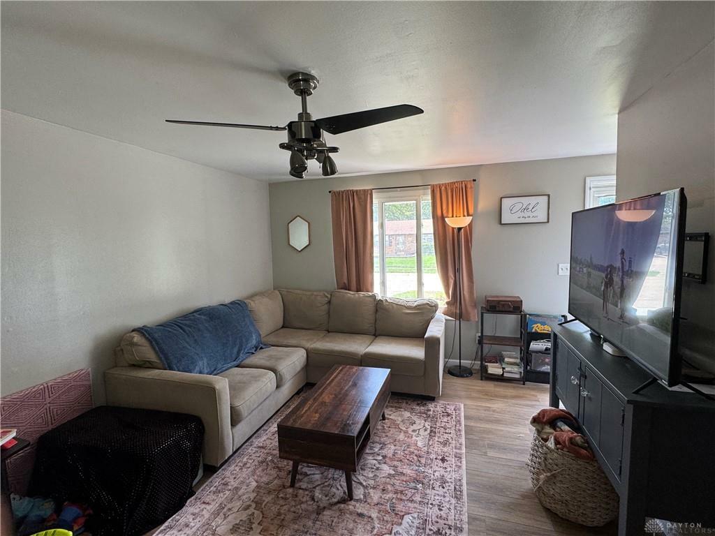 Property Photo: 7123 Mercedes Road OH 45424