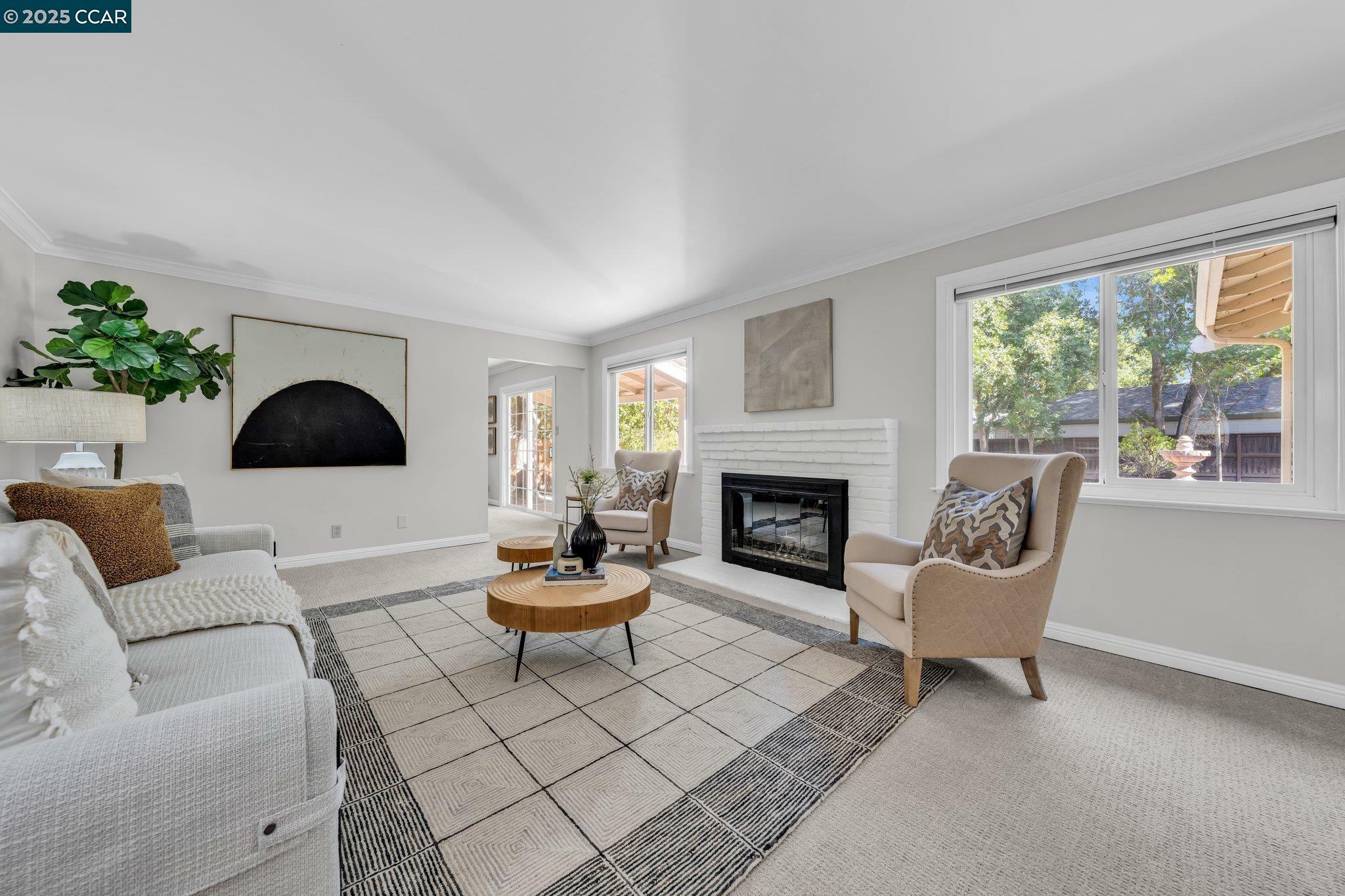 Property Photo: 23 Kingston Place CA 94597