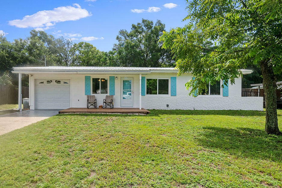 Property Photo: 650 Bryn Mawr Boulevard FL 32569
