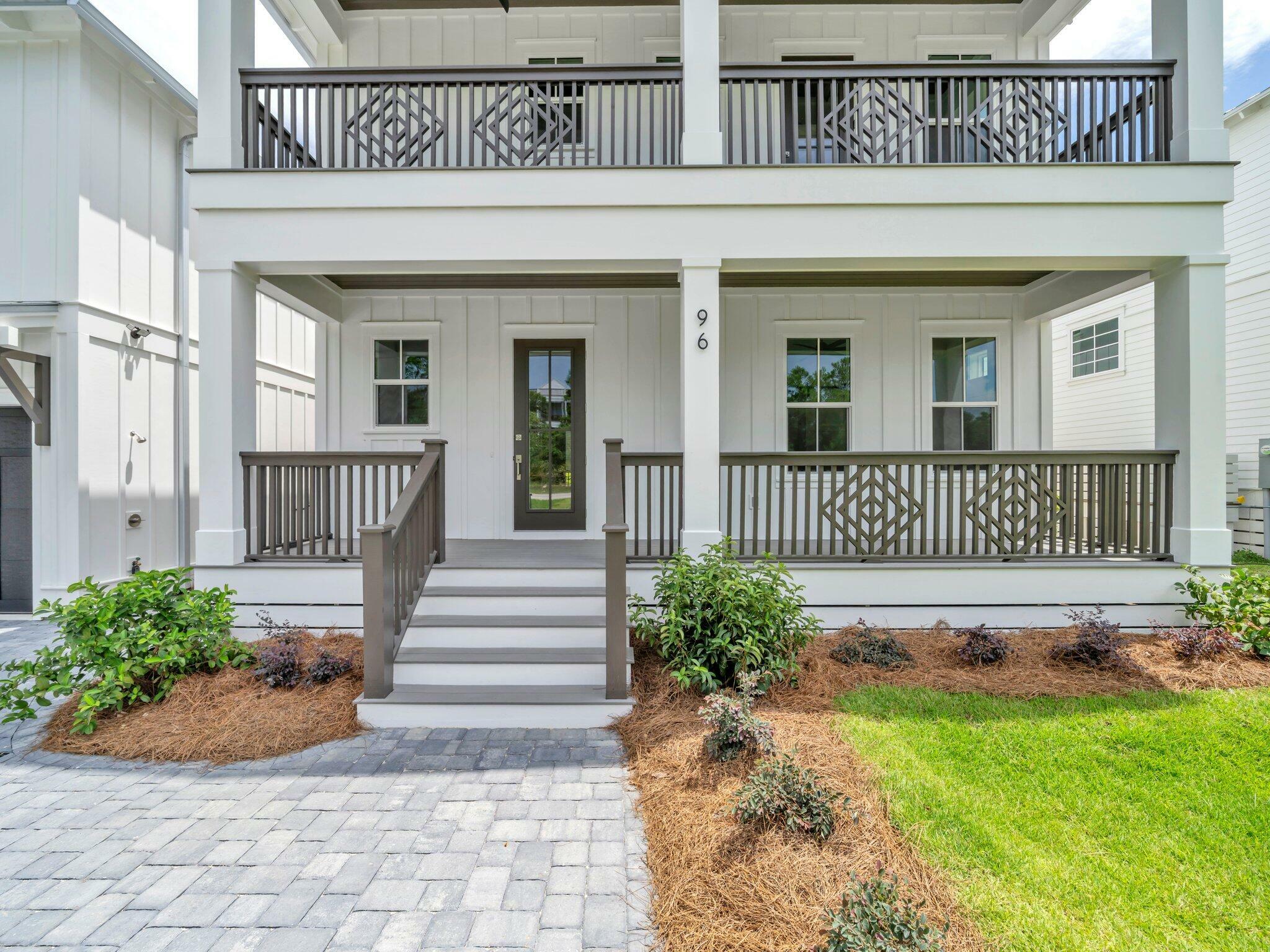 Property Photo:  96 Vicki Street  FL 32459 