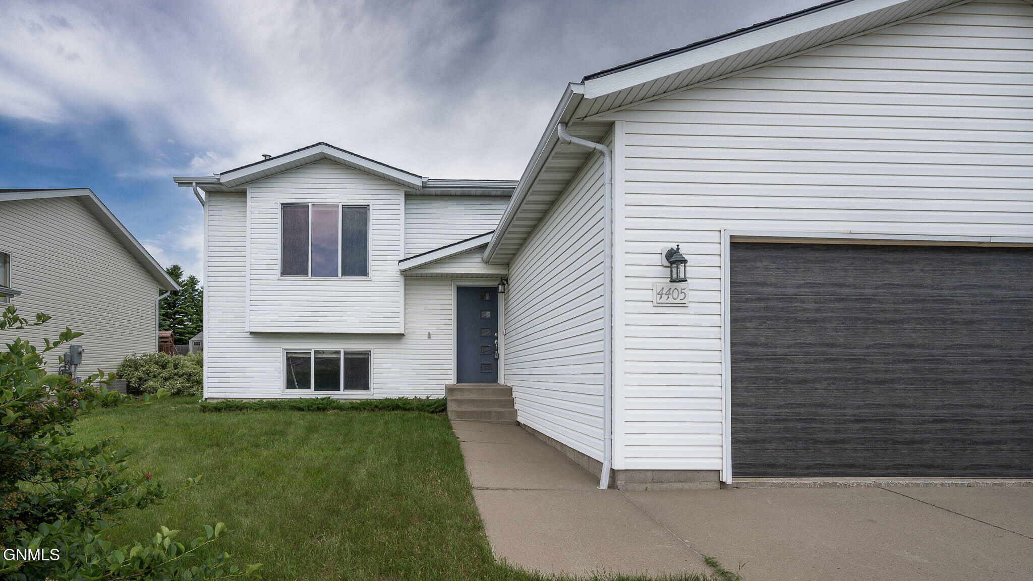 Property Photo:  4405 34th Avenue NW  ND 58554 