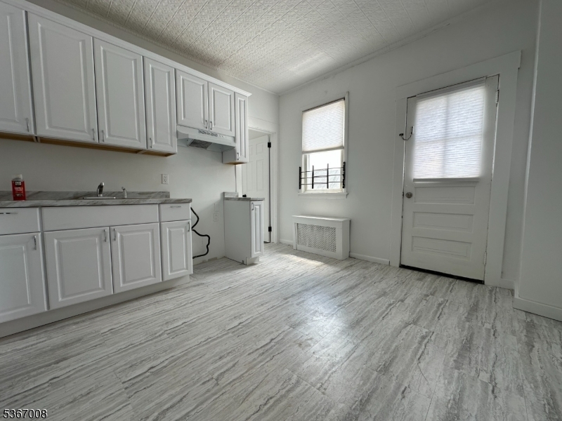 Property Photo: 526 Valley Brook Ave 2nd Fl NJ 07071