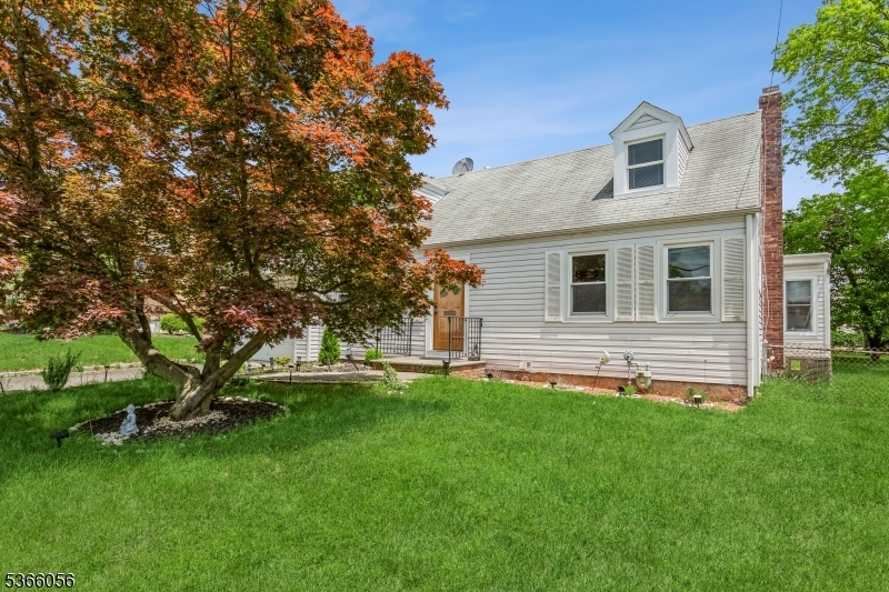 Property Photo: 8 Longfellow Dr NJ 07067