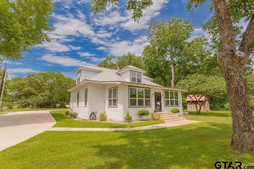 Property Photo: 6913 Fm 778 TX 75765
