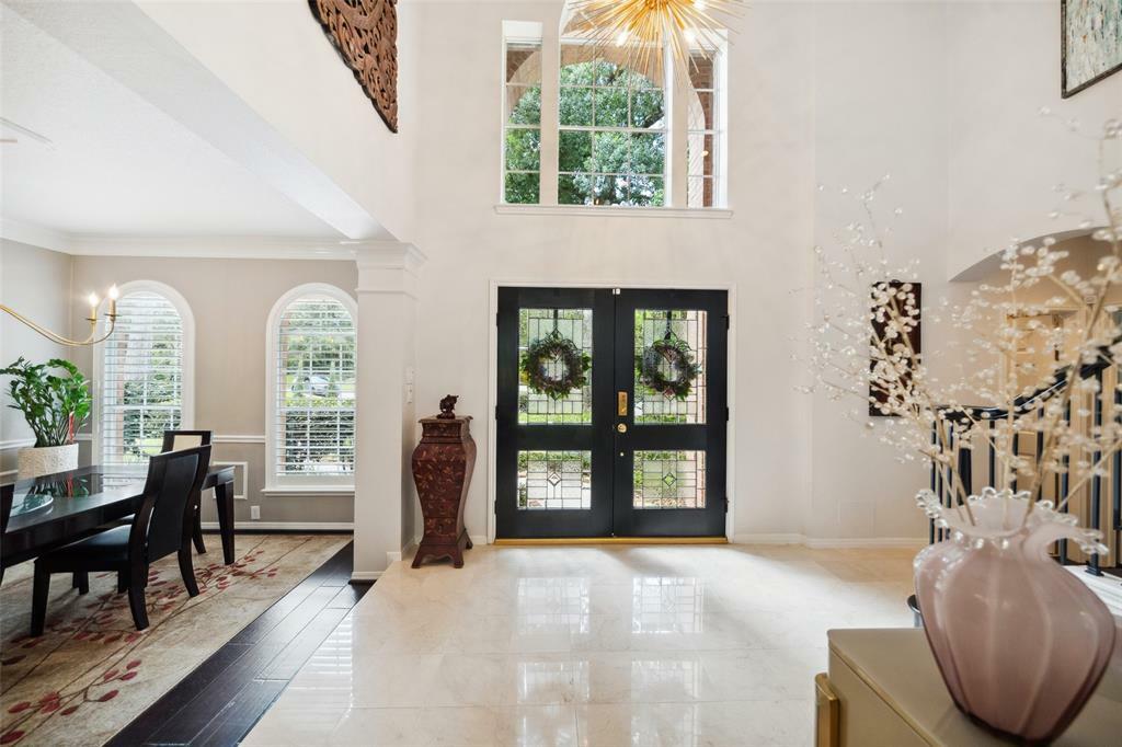 Property Photo: 22 Journeys End TX 77381