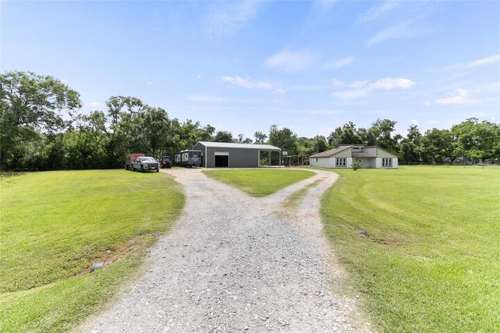 Property Photo:  500 E Main St  TX 77531 
