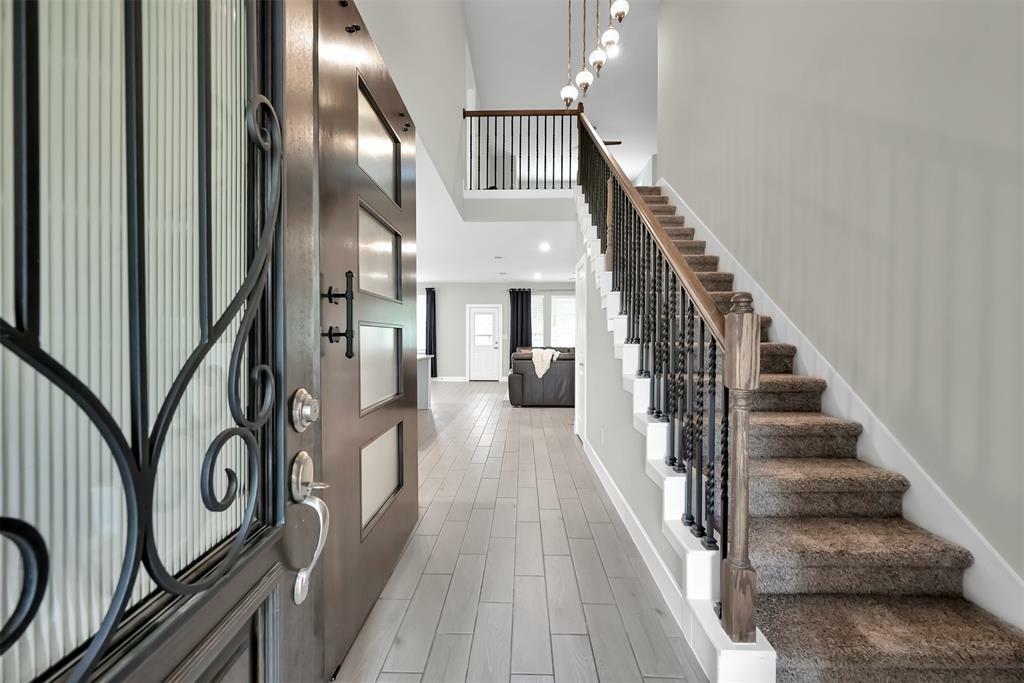 Property Photo: 2411 Sunset Mist Lane TX 77304