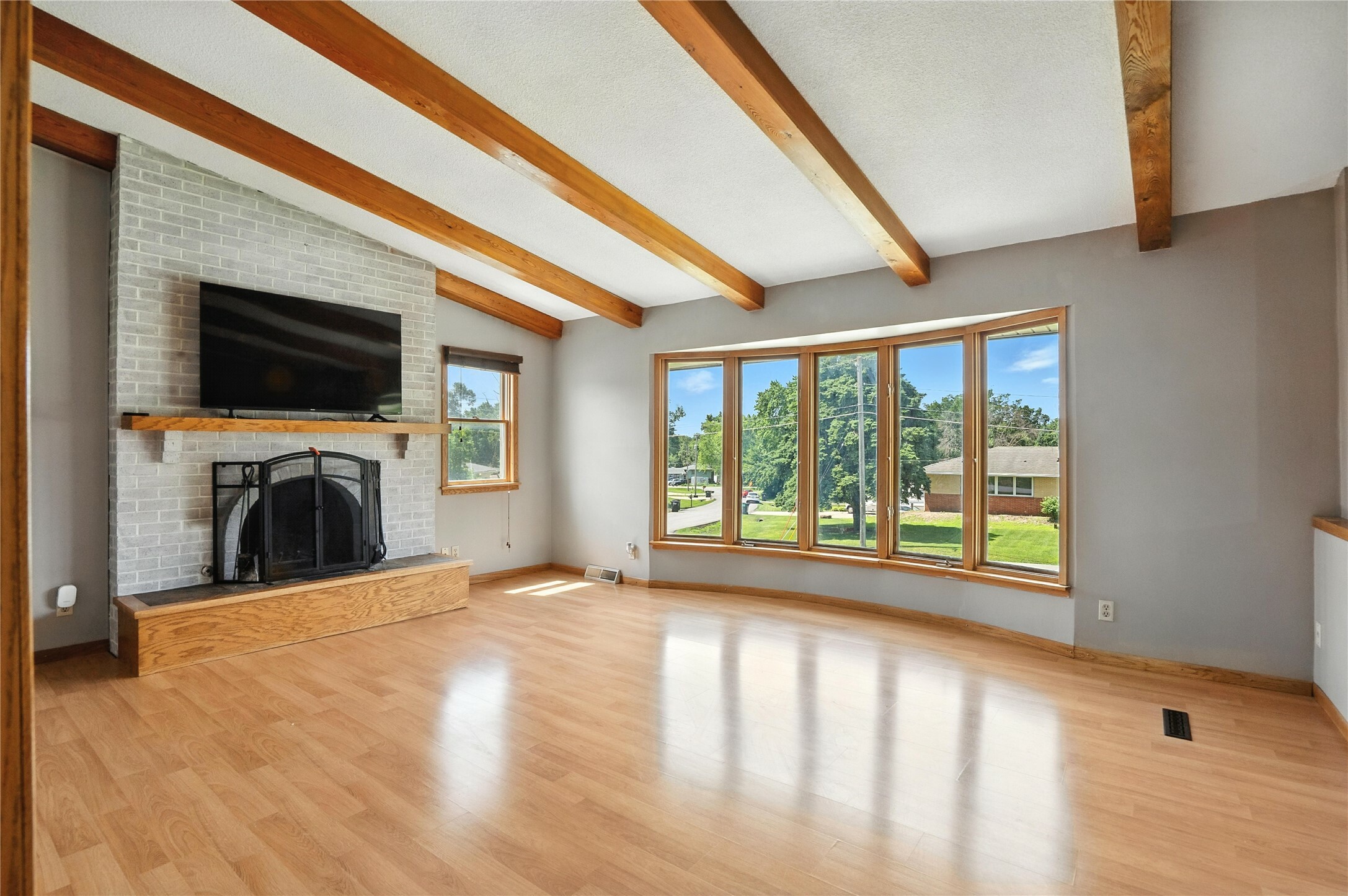 Property Photo: 6843 NW 5th Street IA 50313