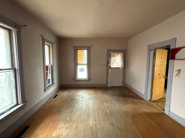 Property Photo: 603 N 1st Avenue IA 50158