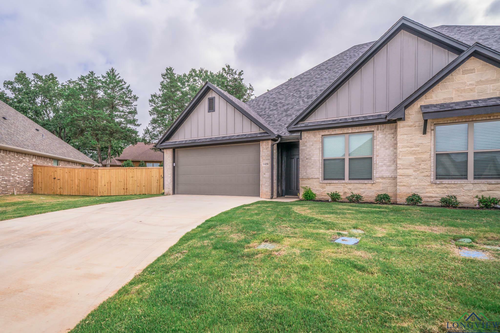Property Photo:  1420 Page Valley Cir  TX 75601 