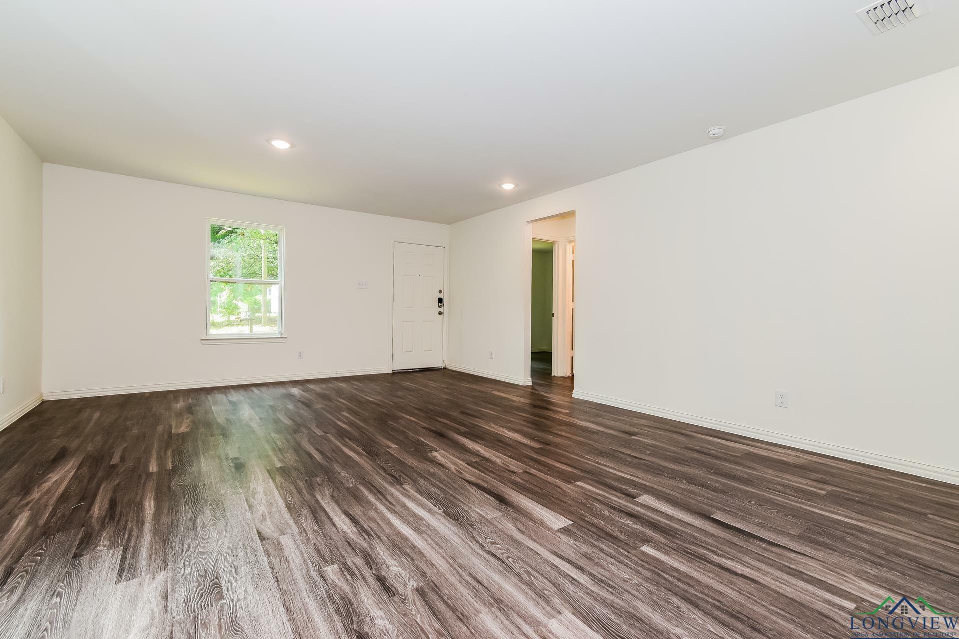 Property Photo: 1205 Booker Street TX 75602