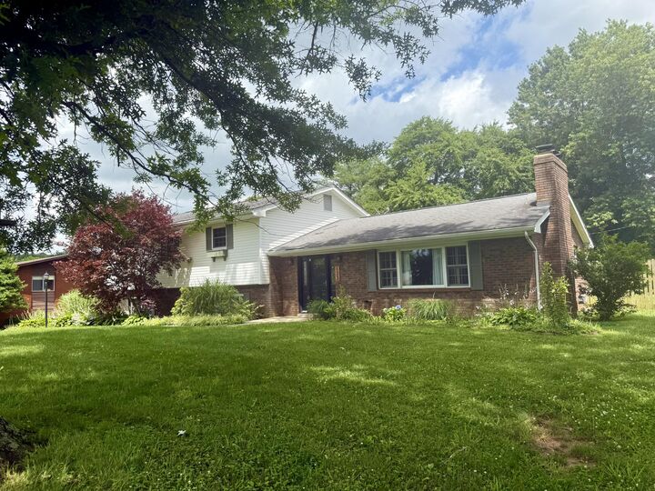 Property Photo:  123 Hillandale Drive  KY 42501 