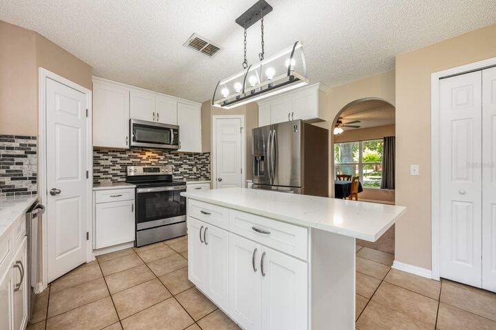 Property Photo: 100 Monterey Oaks Drive FL 32771