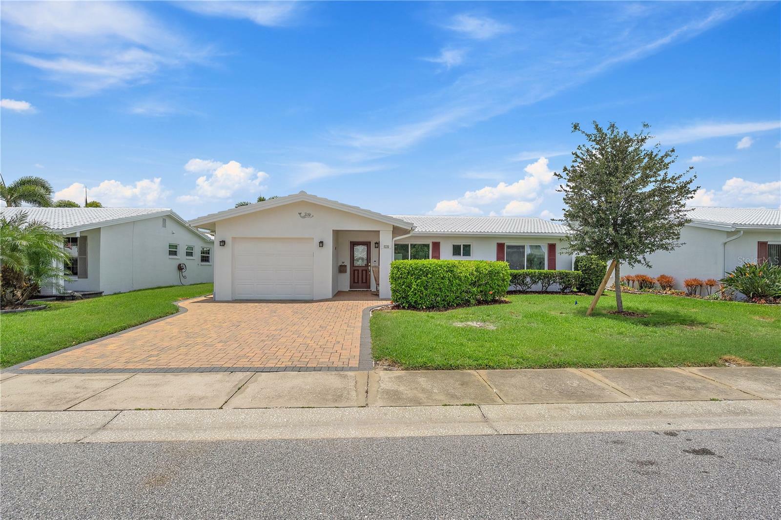 Property Photo: 9226 41st Street N FL 33782