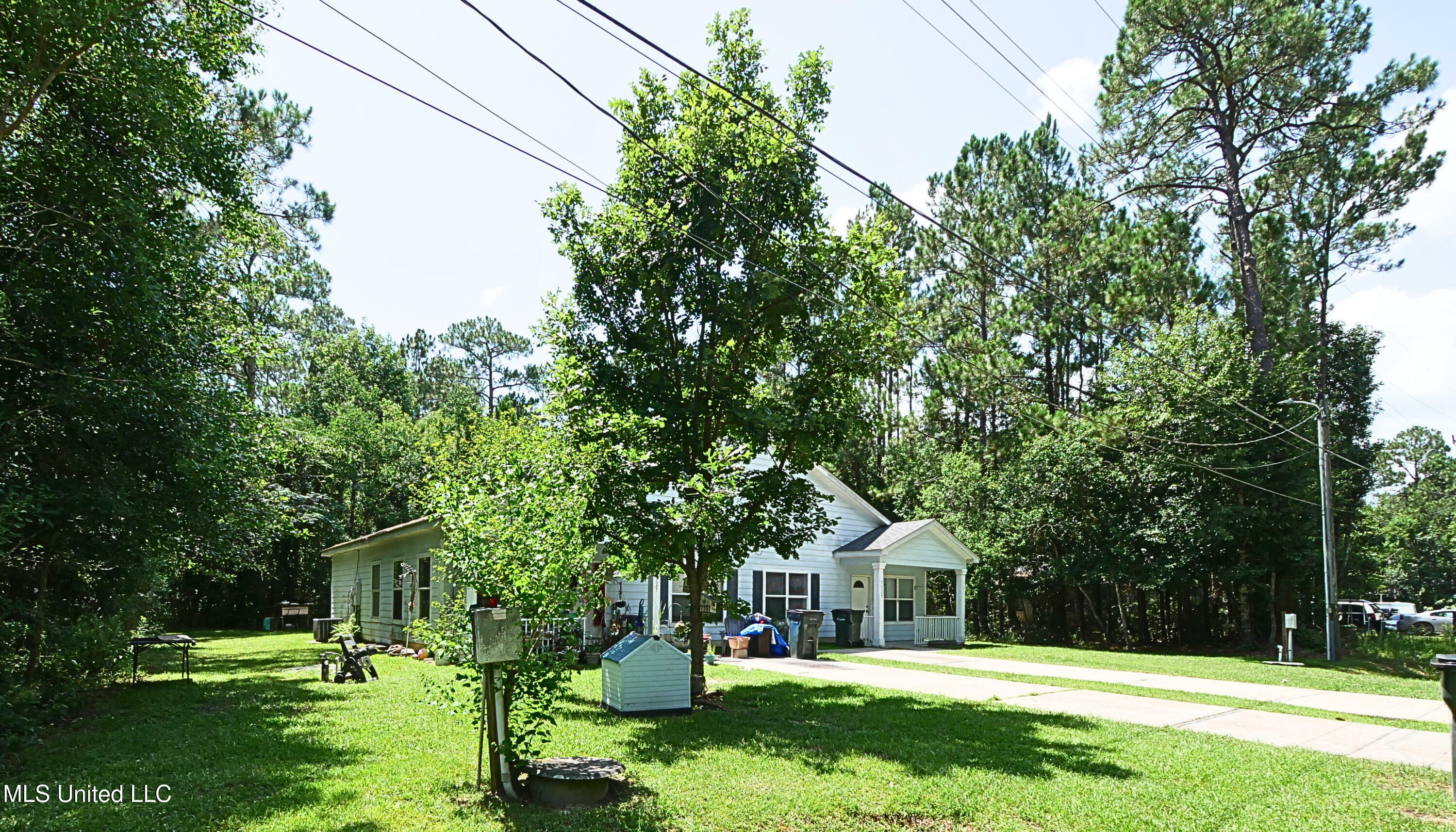 Property Photo: 7327 Bayside Drive MS 39520
