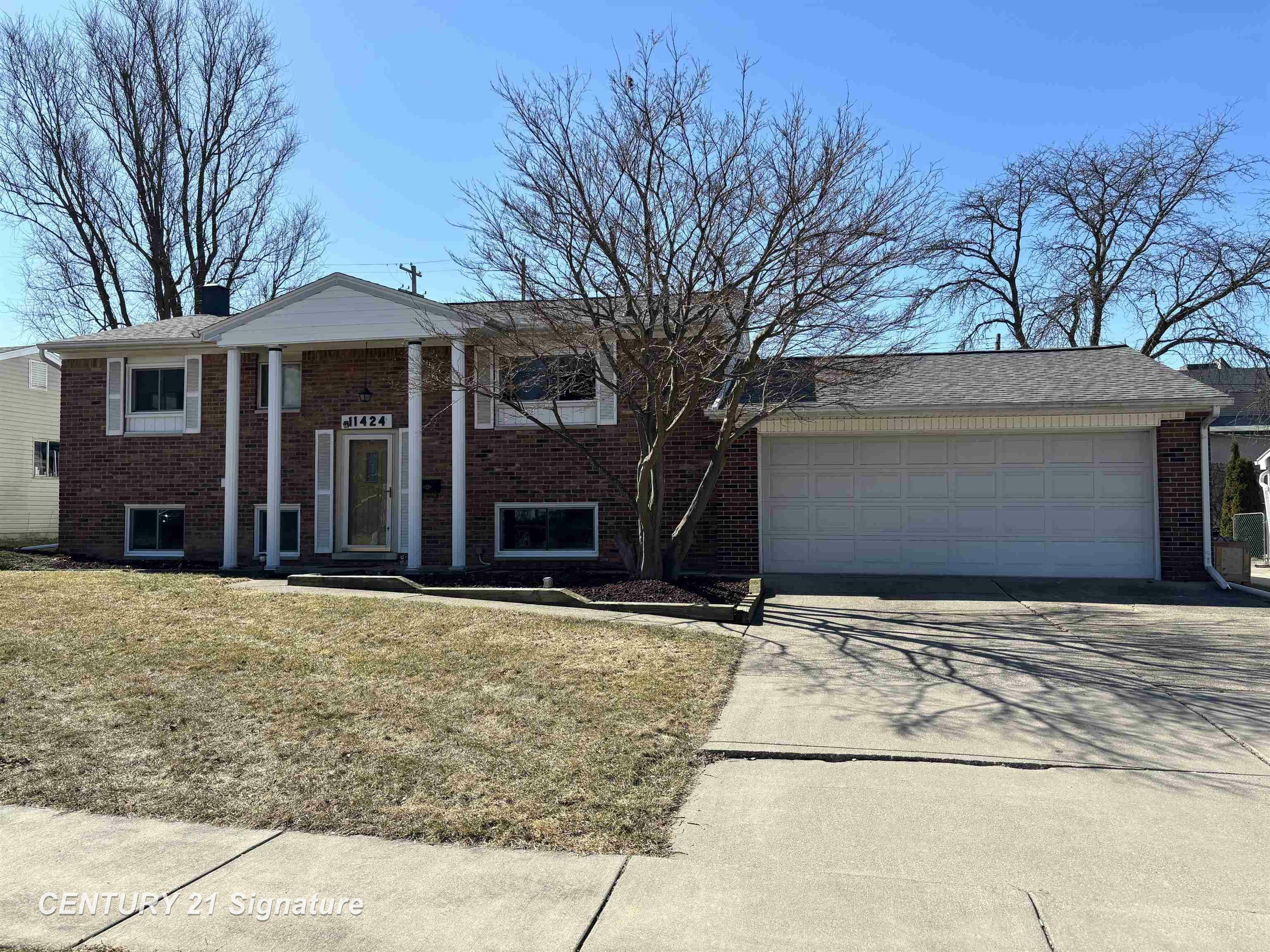 Property Photo: 11424 Hazel Avenue MI 48439