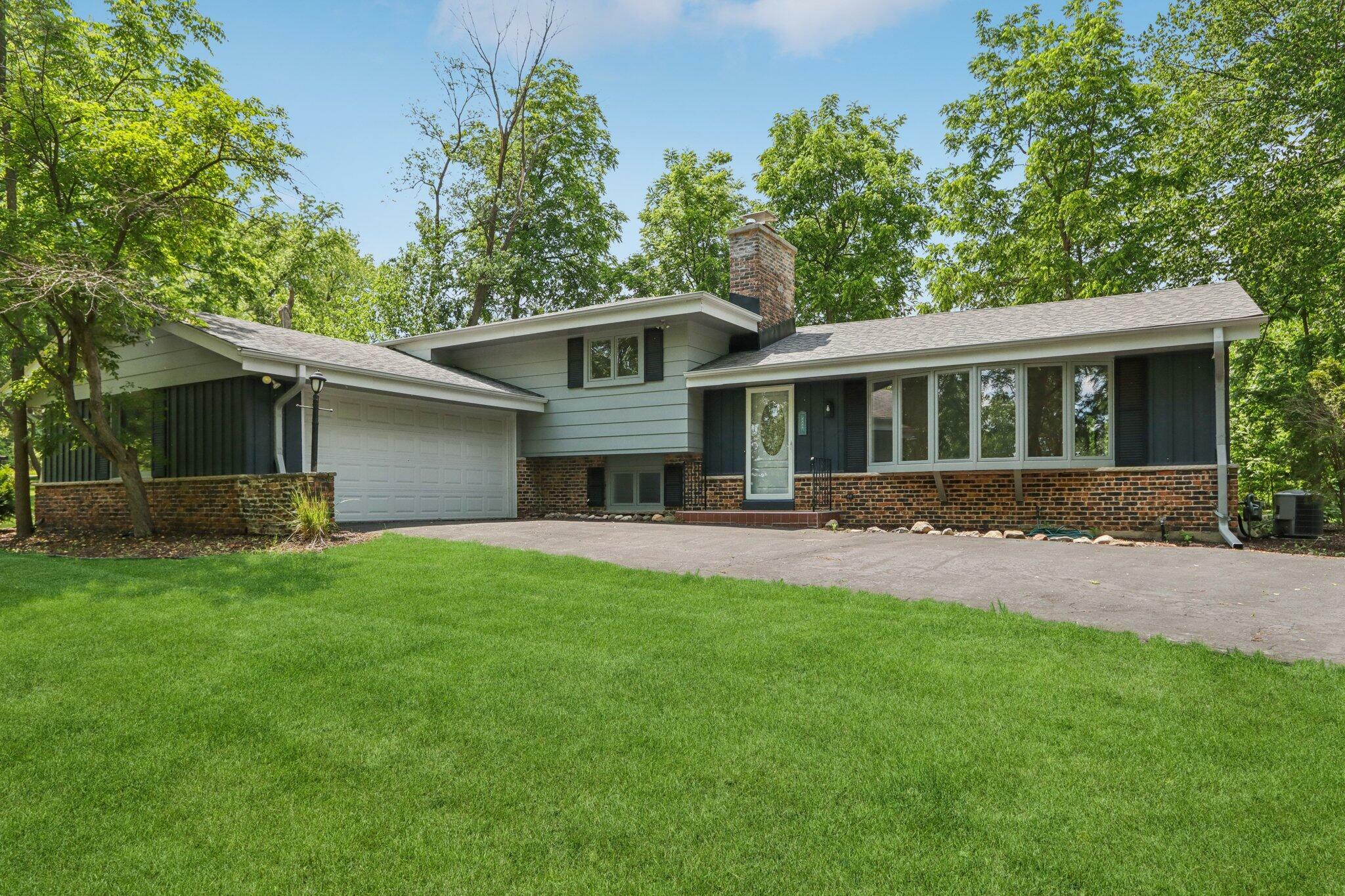 3325 Bradee Rd  Brookfield WI 53005 photo
