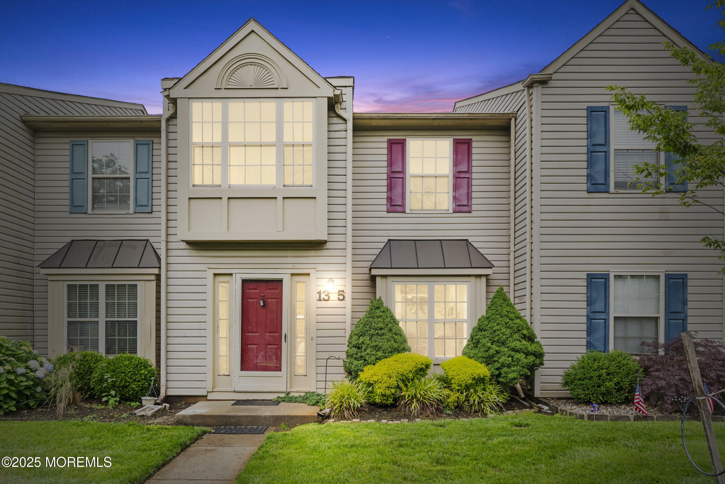 Property Photo:  13 Stuart Drive 5  NJ 07728 