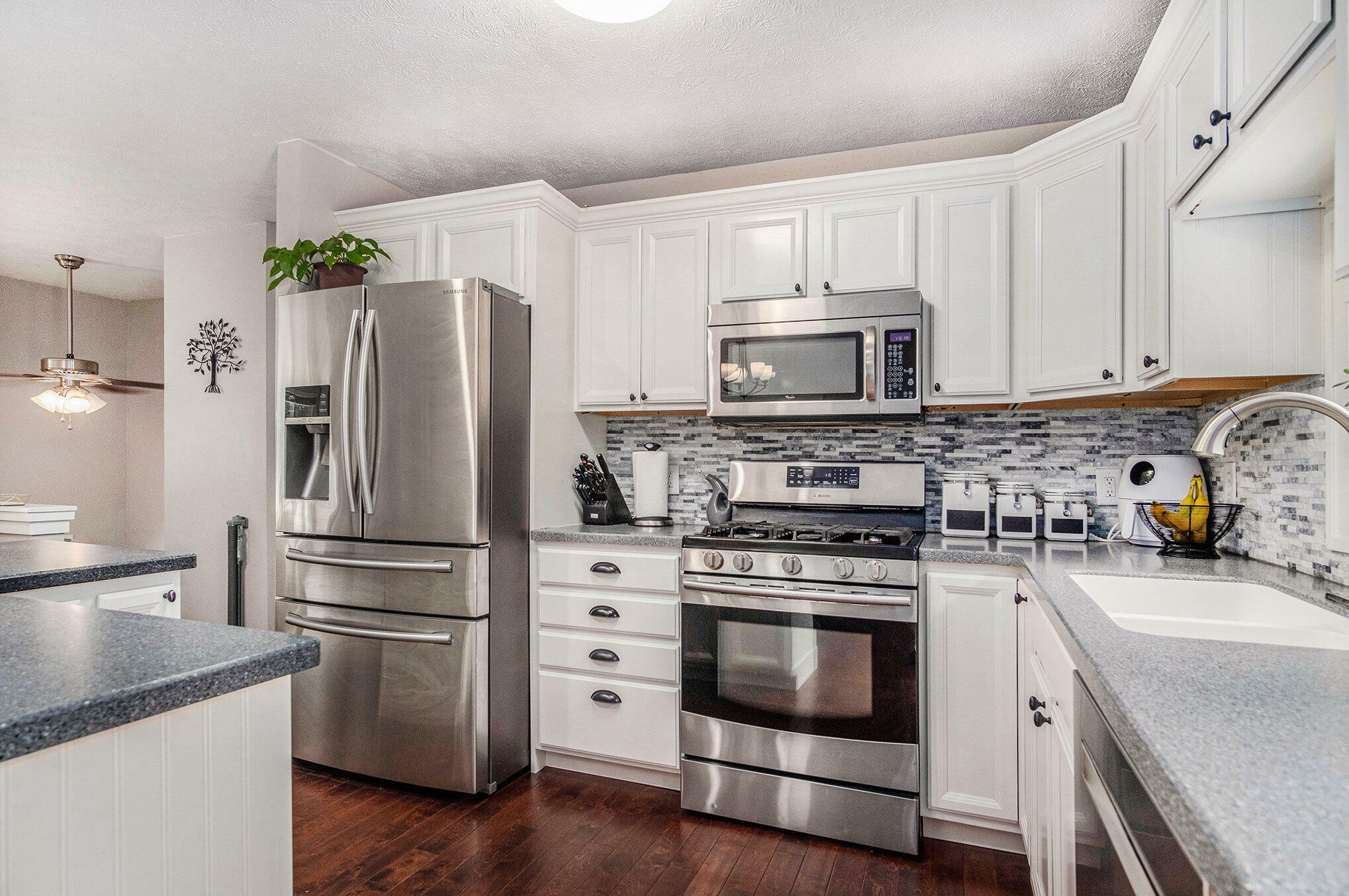 Property Photo: 2698 Dunnigan Avenue NE MI 49525