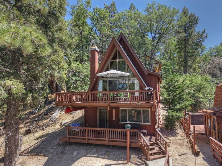 Property Photo: 33480 Weeping Willow Drive CA 92341