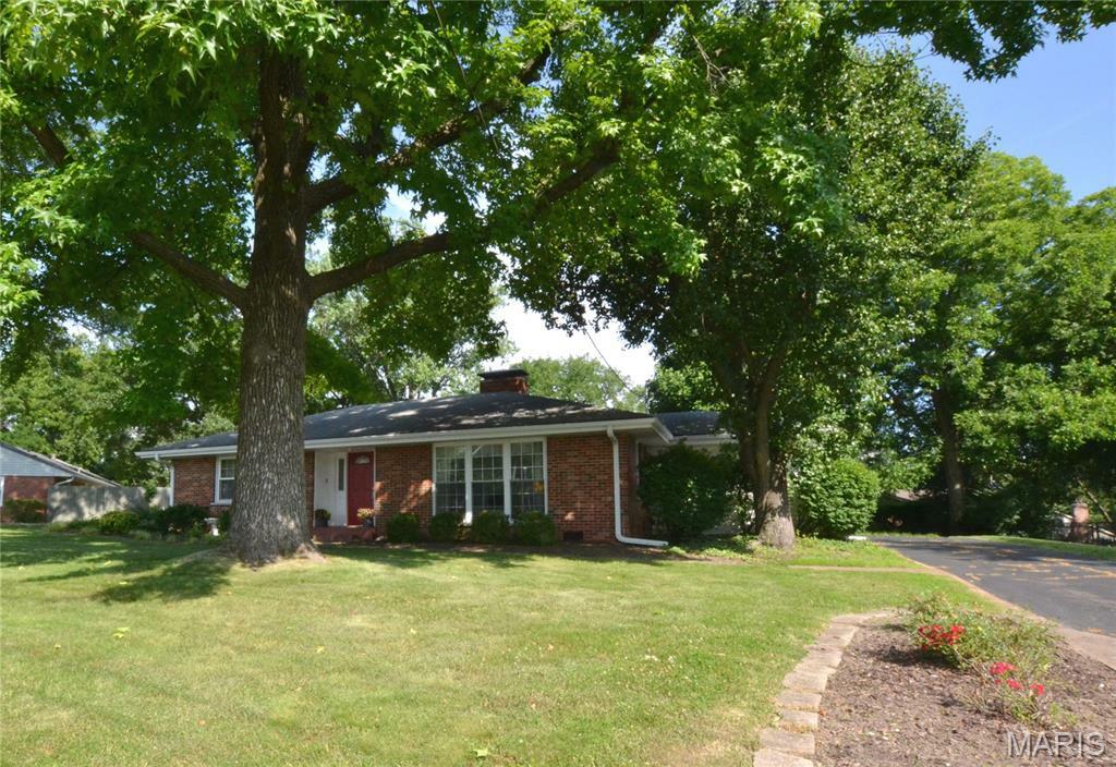 Property Photo: 1406 Marshall Road MO 63122