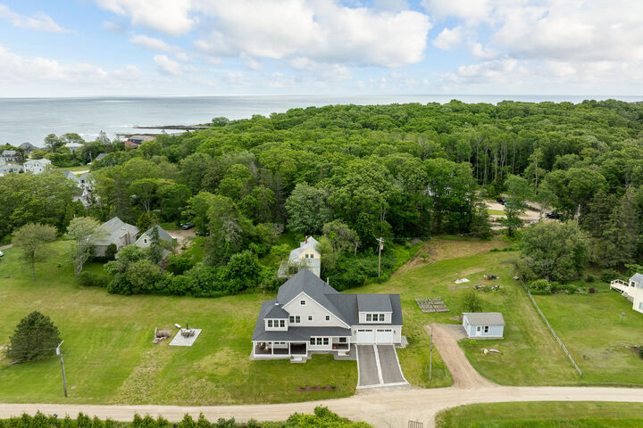 Property Photo: 23 Peabbles Cove Road ME 04107