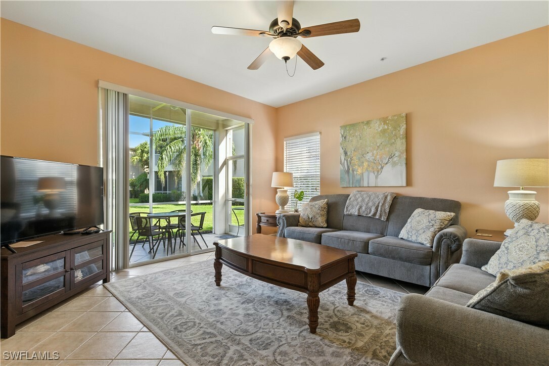 Property Photo: 1415 Sweetwater Cove 104 FL 34110