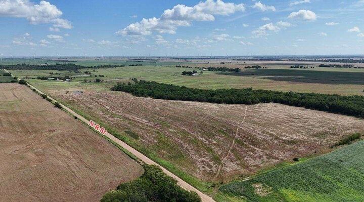 Property Photo:  0000 W Peckham Road  OK 74647 
