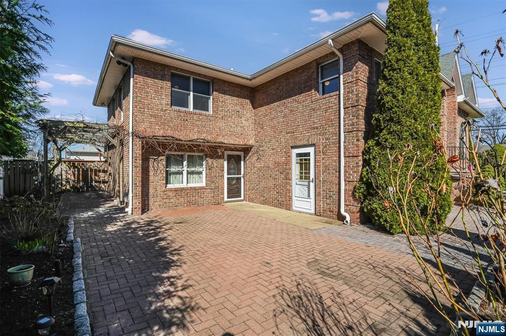 Property Photo:  402 Monroe Avenue  NJ 07646 